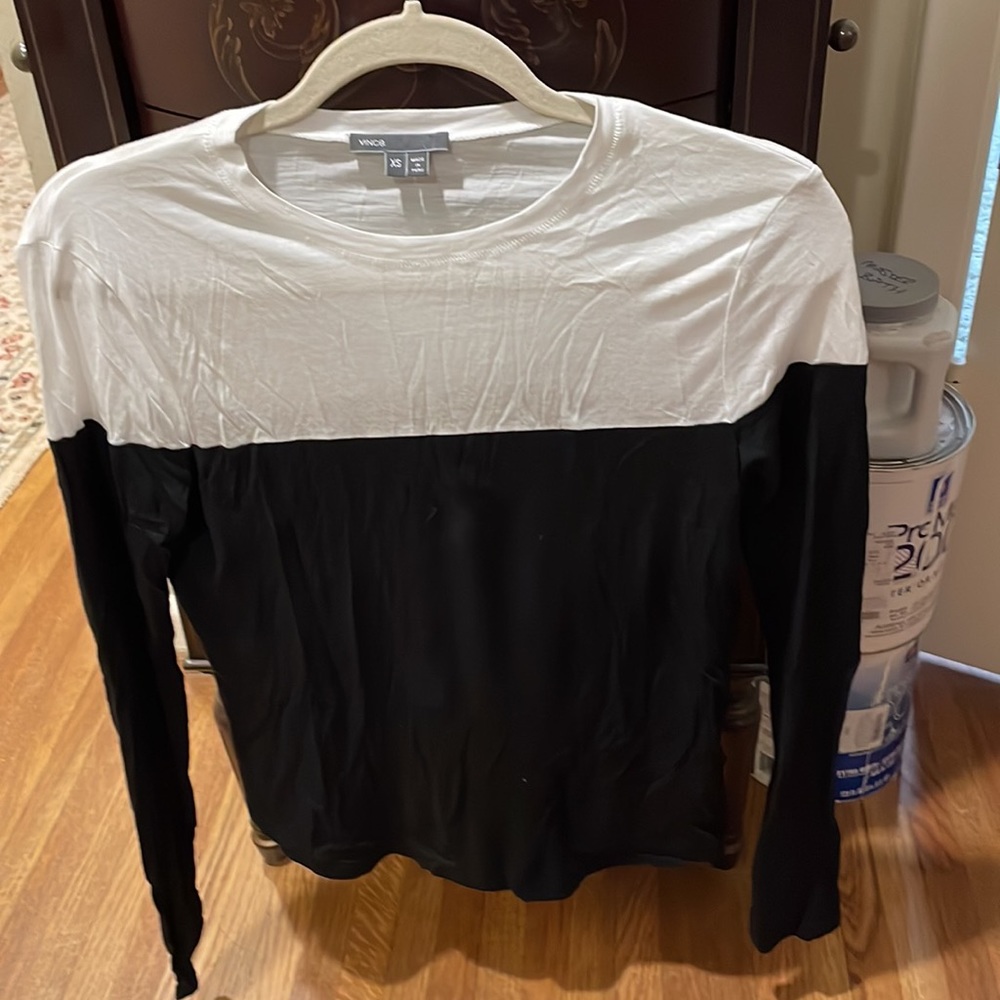 Vince black & white long sleeve T-shirt